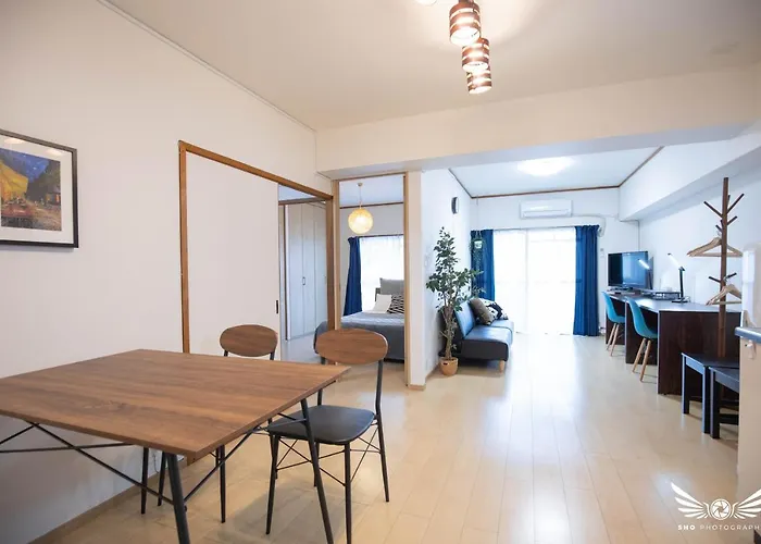 Gentry Hakata