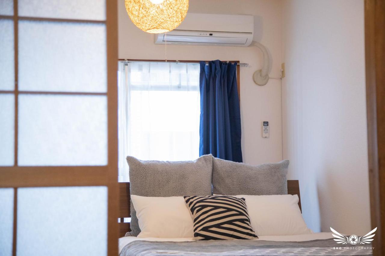 Gentry Hakata